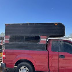 Six Pac Camper Shell for 6.5 Truck Bed Size