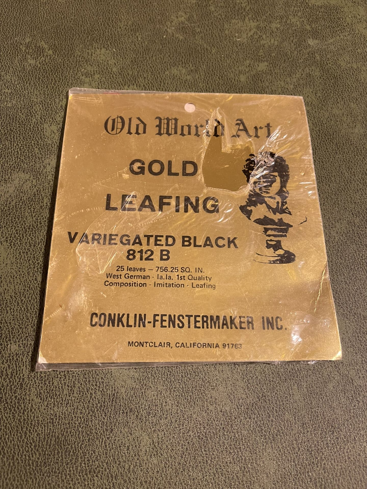 Old World Art Gold Leafing Variegated Black 812B
