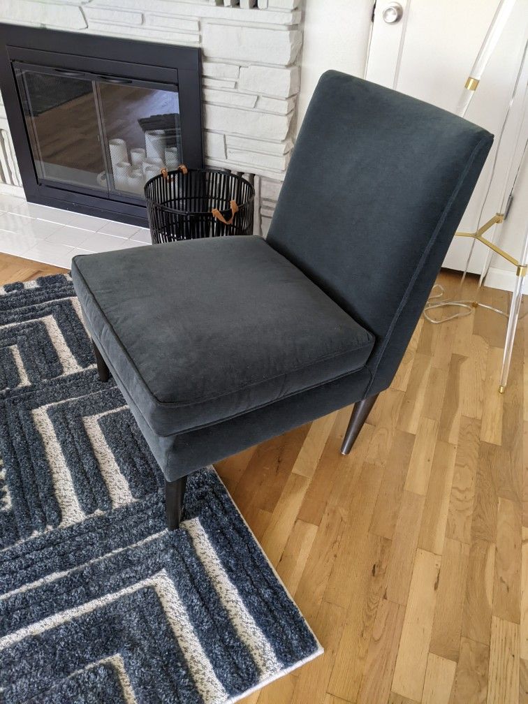 CRATE & BARREL blue velvet slipper chair