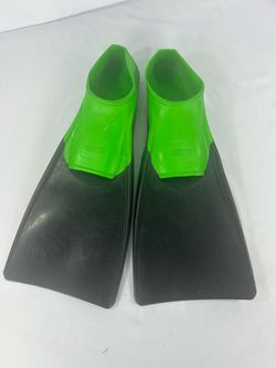 Floating Swim Fins – Black & Neon Green – Size 11–13