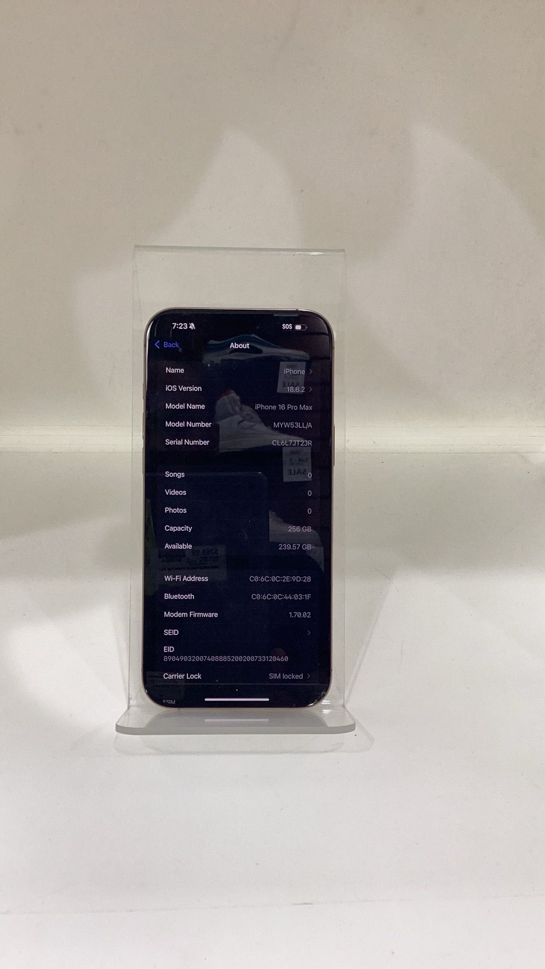 iPhone 16