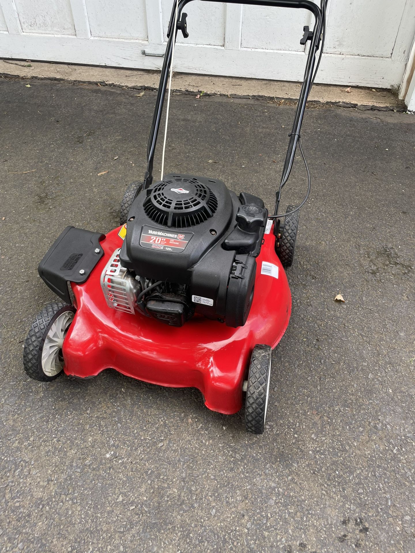 Yard Machines 20” Manual Push Lawn Mower