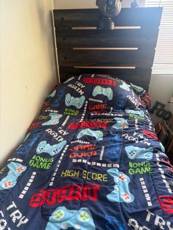 TWIN BEDROOM SET