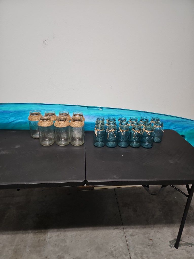 Ball Mason Jars (17 Blue And 7 Clear)
