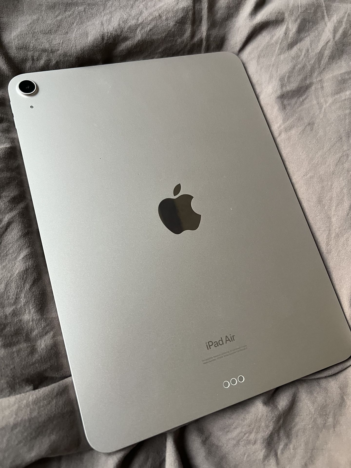ipad Air 5th gen mint condition