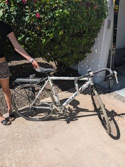 Fuji Cross Comp Cyclocross Bike — Barely Used (Flat Tire)