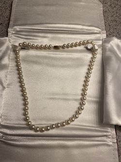 Pearl Necklace 