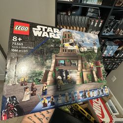 LEGO Star Wars (Yavin Reveal Base) Retired