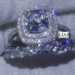 New 18k White Gold Wedding Ring Set 