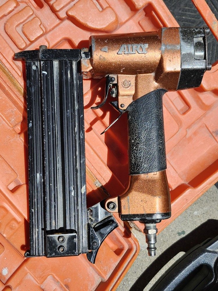 Airy Finish Nailer