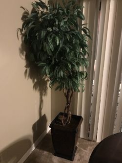 Artificial tree