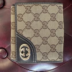 Gucci Wallet Vintage 100% Authentic 