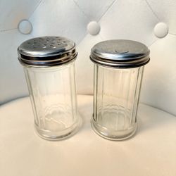 2 Pc Set - 12 oz Glass Shaker Set