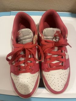 Girls Pink Nikes 6.5