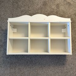 🚨MOVING SALE! White shelf with 6 sections, toy display, white shelving