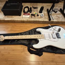 White Fender  Stratocaster Style electric Guitar and  Amp Combo