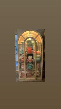 “Display Shelf” ( Bowls Not Included)