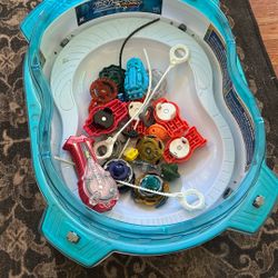 Beyblades Lot