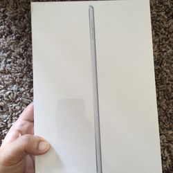 IPad mini 5 Brand Sealed