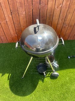 Weber Original Kettle Charcoal Grill with Accessories