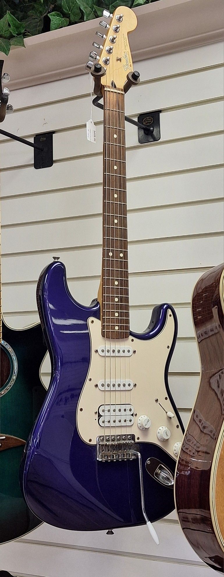 FENDER STRATOCASTER MEXICO GUITAR