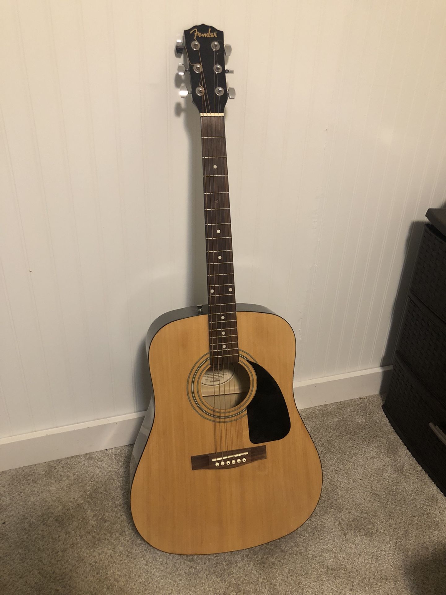 Never played Fender Acoustic Guitar