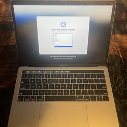  2019 APPLE MACBOOK PRO 16" MVVL2LL/A I7 2.6GHZ 16GB 512GB PERFECT CONDITION