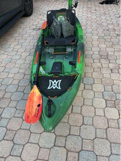 Perception pescador pro fishing kayak - comes with all accessories