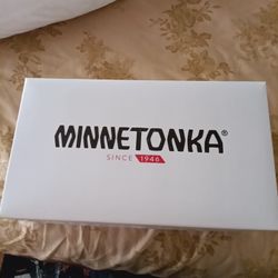 Minnetonka Romeo New