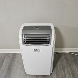 Black & Decker: Air Conditioner + Heater, Model: BPACT1H