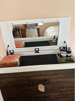Wood dresser