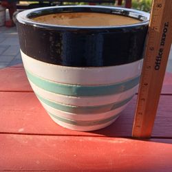 Planter / Flower Pot Sale (Be sure to check out my other ads!)