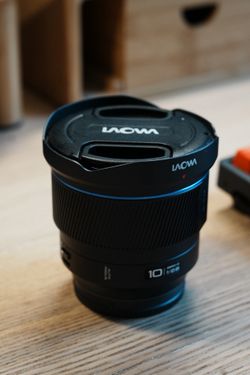 Laowa 10mm f/2.8 Zero-D FF Lens (Sony E-Mount) - Like New!