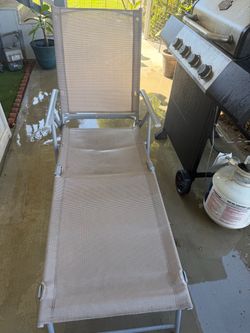 Lounge chair