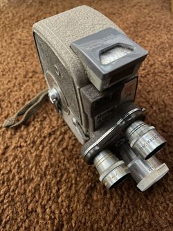 1970 Keystone Capri K-26 8mm Triple Lens Turret Rollfilm Camera