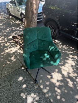 Green cushion chair