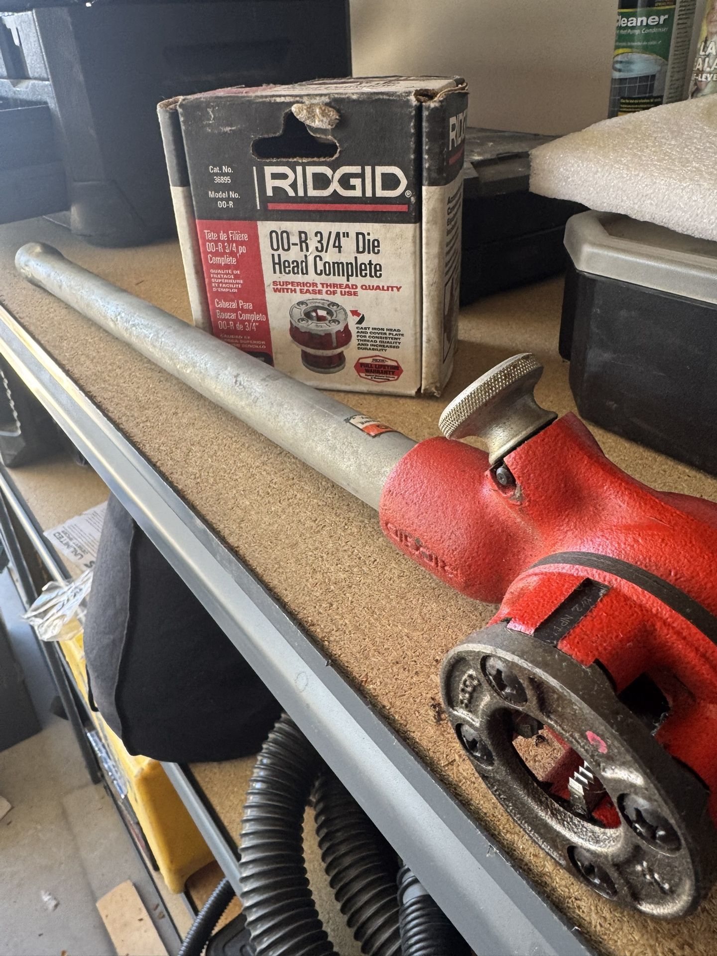 Rigid Pipe Threader 1/2” & 3/4”