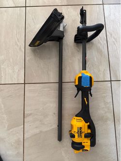 DEWALT FLEXVOLT 60V MAX brushless weed wacker