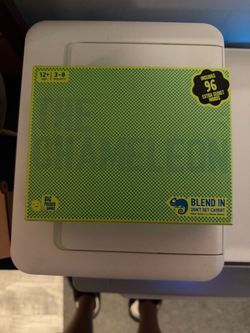 The Chameleon Board Game - Brand New