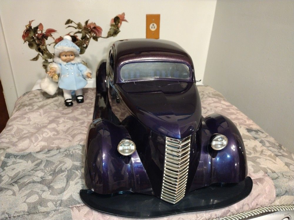 Jessie James 1936 Rc Coupe Hot Rod 1/6th Size