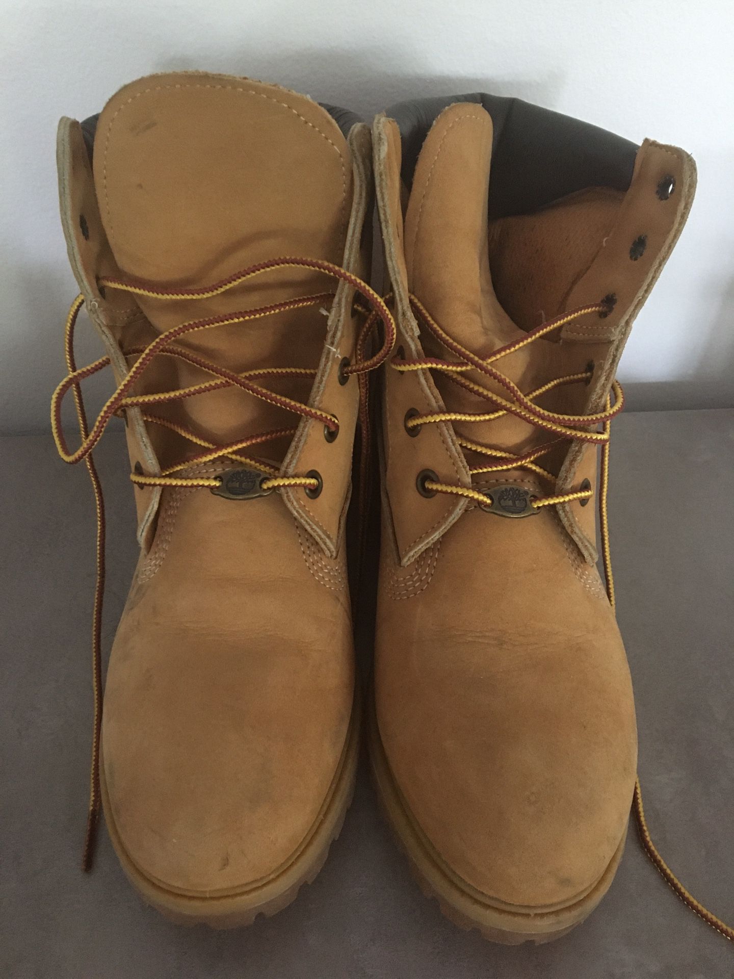 Timberland boots size 8 women, almost new