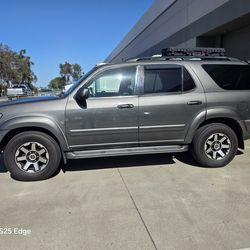 Toyota sequoia