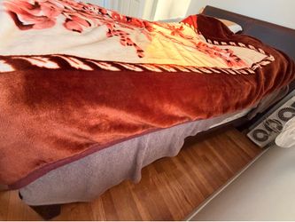 Bed w/ mattress