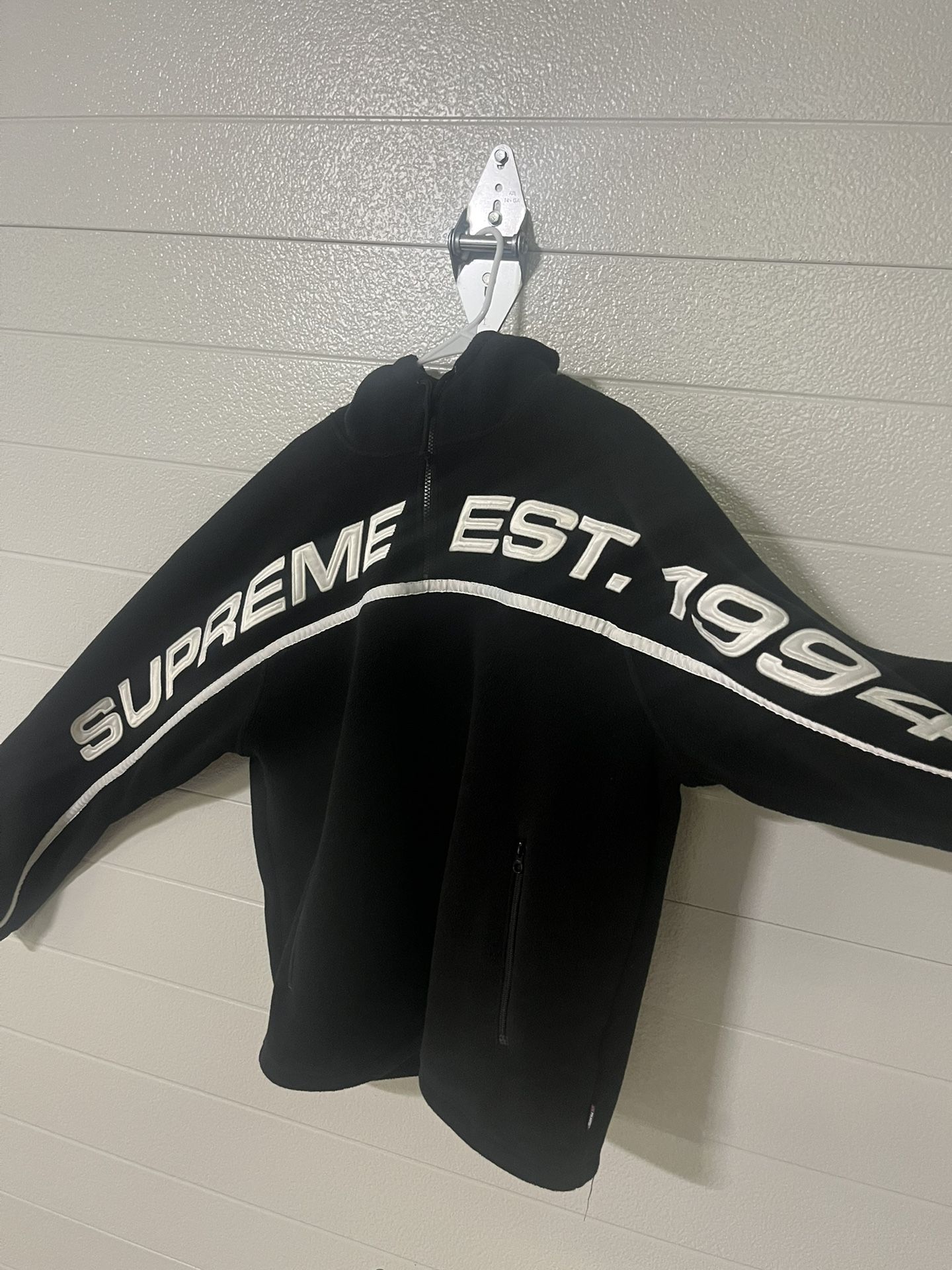*RARE* Supreme FW19 Polartec Fleece