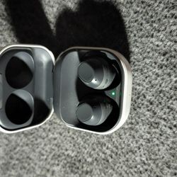 Samsung Buds FE
