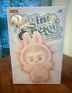 LABUBU BIG INTO ENERGY POPMART