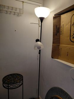 Tall Lamp $20 No Delivery 2601 Welsh Rd Its Still Available Dont Ask 