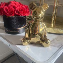 Gold Bear