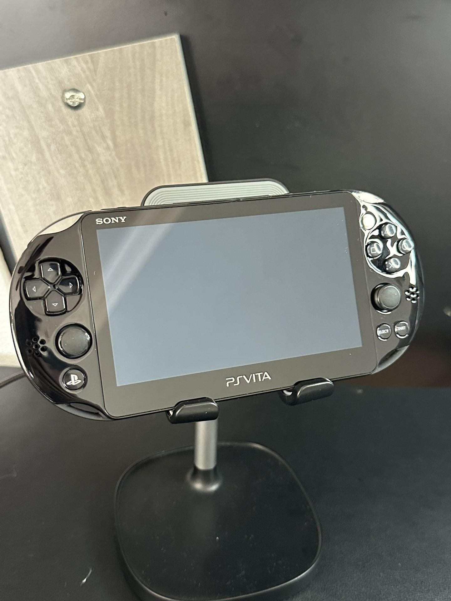 Modded PS Vita Slim (Metallic black)
