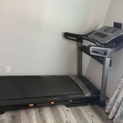 Treadmill 